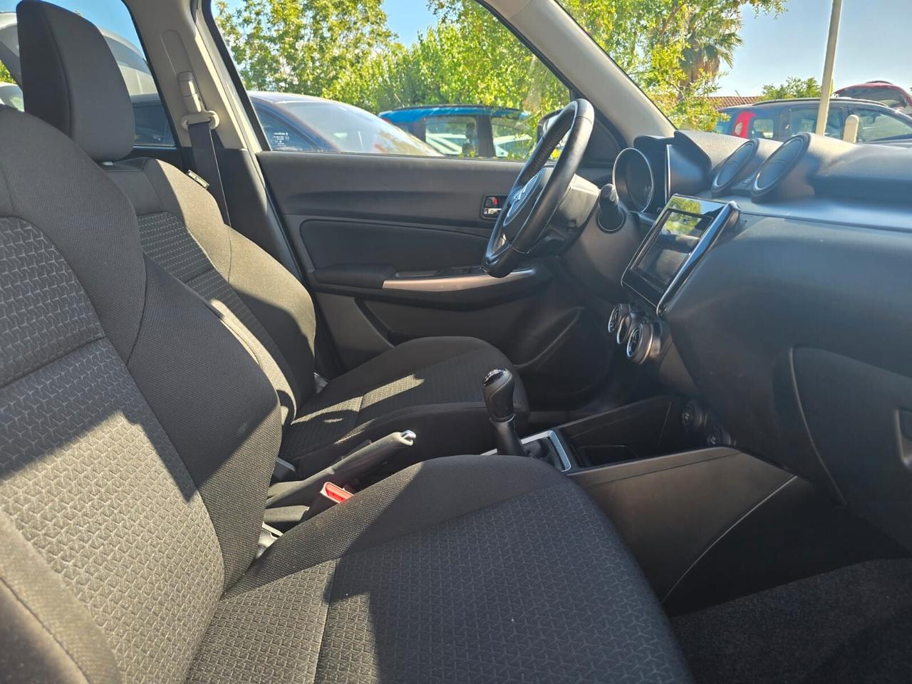 SUZUKI SWIFT 1.2 HYBRID 83CV TOP EDITION FULL PERLATO