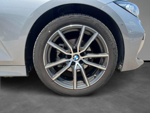 BMW 318 d 48V Touring