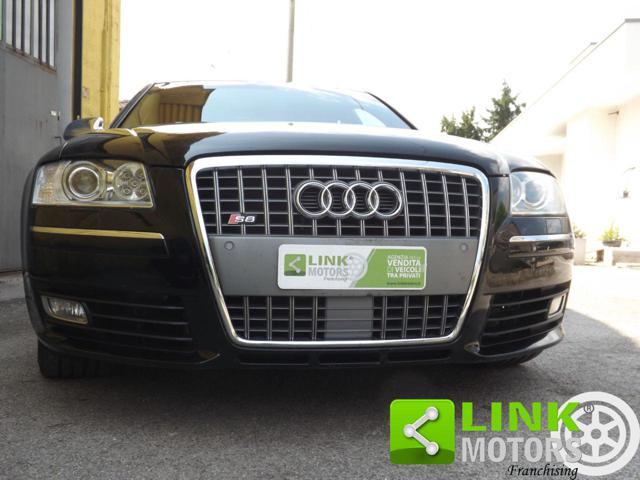 AUDI S8 5.2 V10 quattro tiptronic
