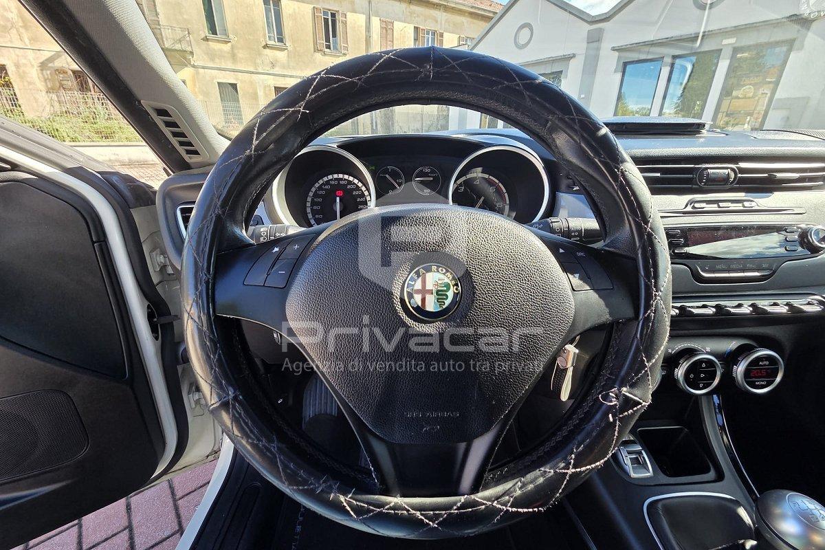 ALFA ROMEO Giulietta 1.6 JTDm-2 105 CV Distinctive