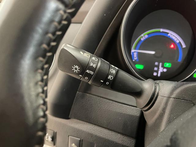 TOYOTA Auris Touring Sports 1.8 Hybrid Business