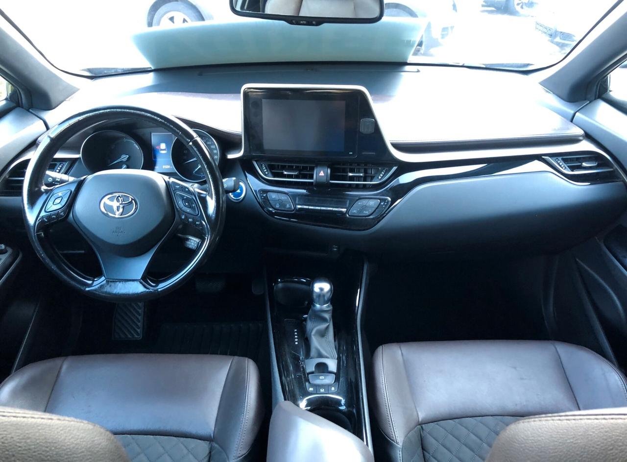 Toyota C-HR 1.8 Hybrid E-CVT Lounge