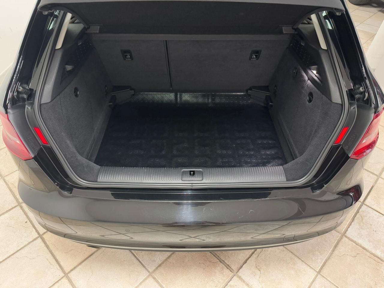 Audi A3 SPB 1.6 TDI clean diesel Ambition