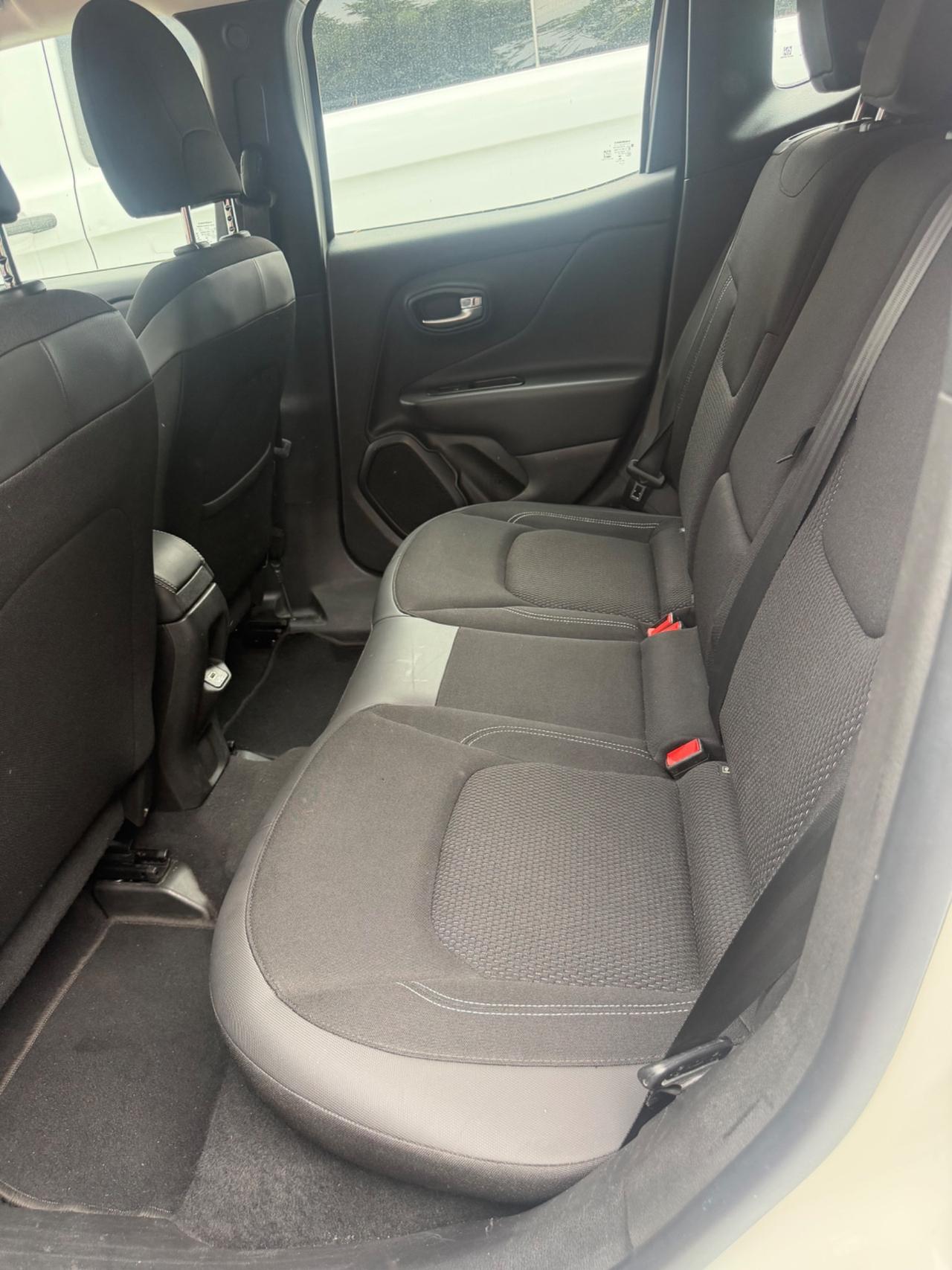 Jeep Renegade 1.6 diesel 130cv limited Navi Pdc