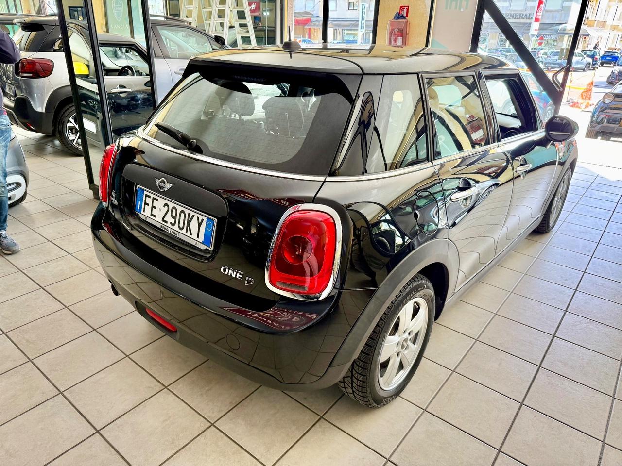 Mini 1.5 One D 95cv
