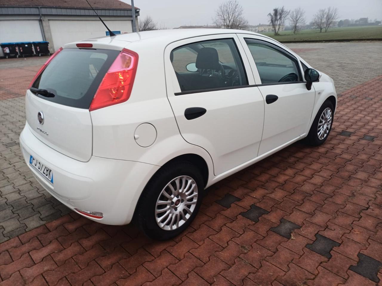 Fiat Punto 1.3 MJT II SeS 95 CV 5P Lounge