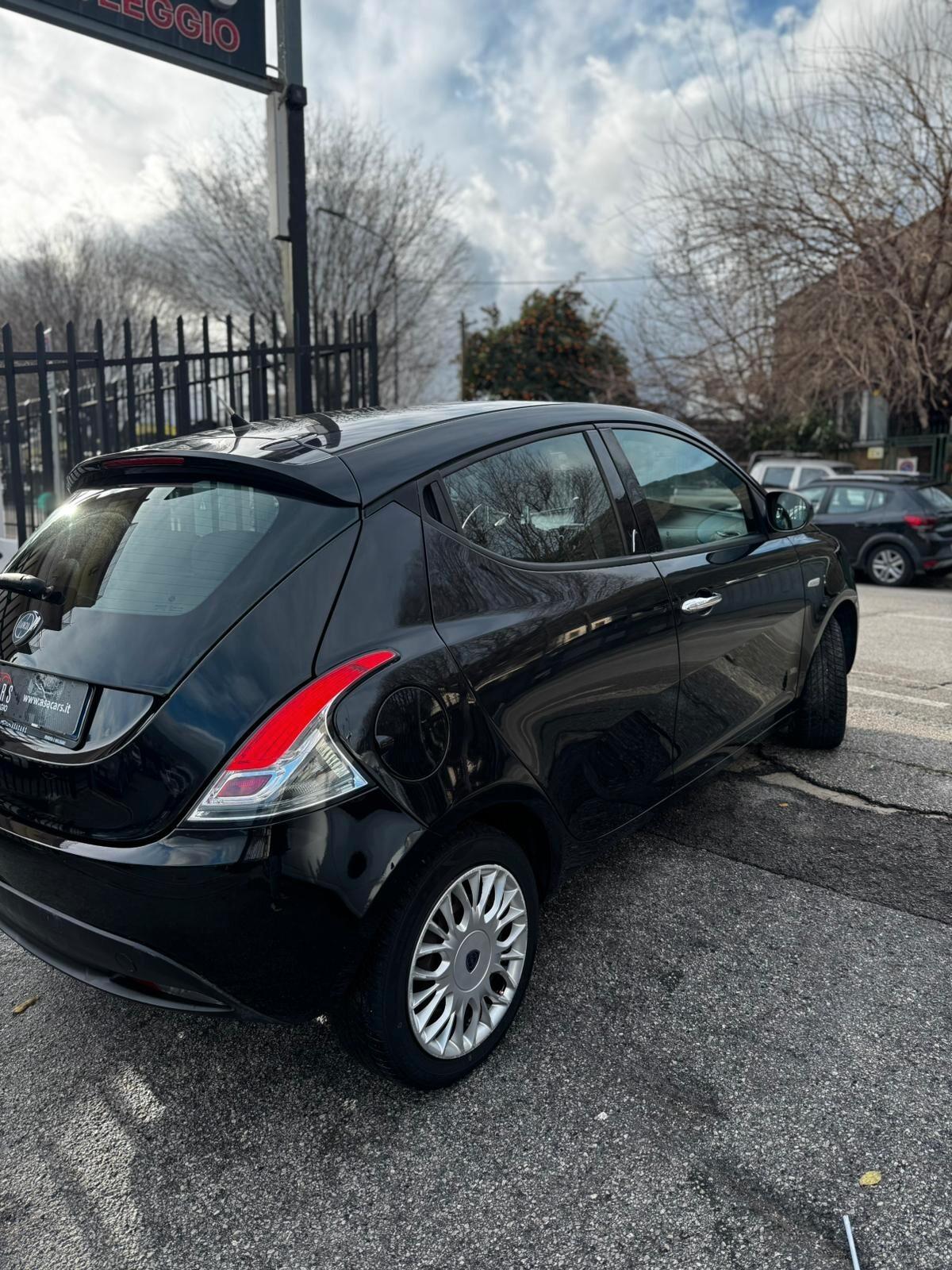 Lancia Ypsilon 1.3 MJT 16V 95 CV 5 porte S&S Platinum