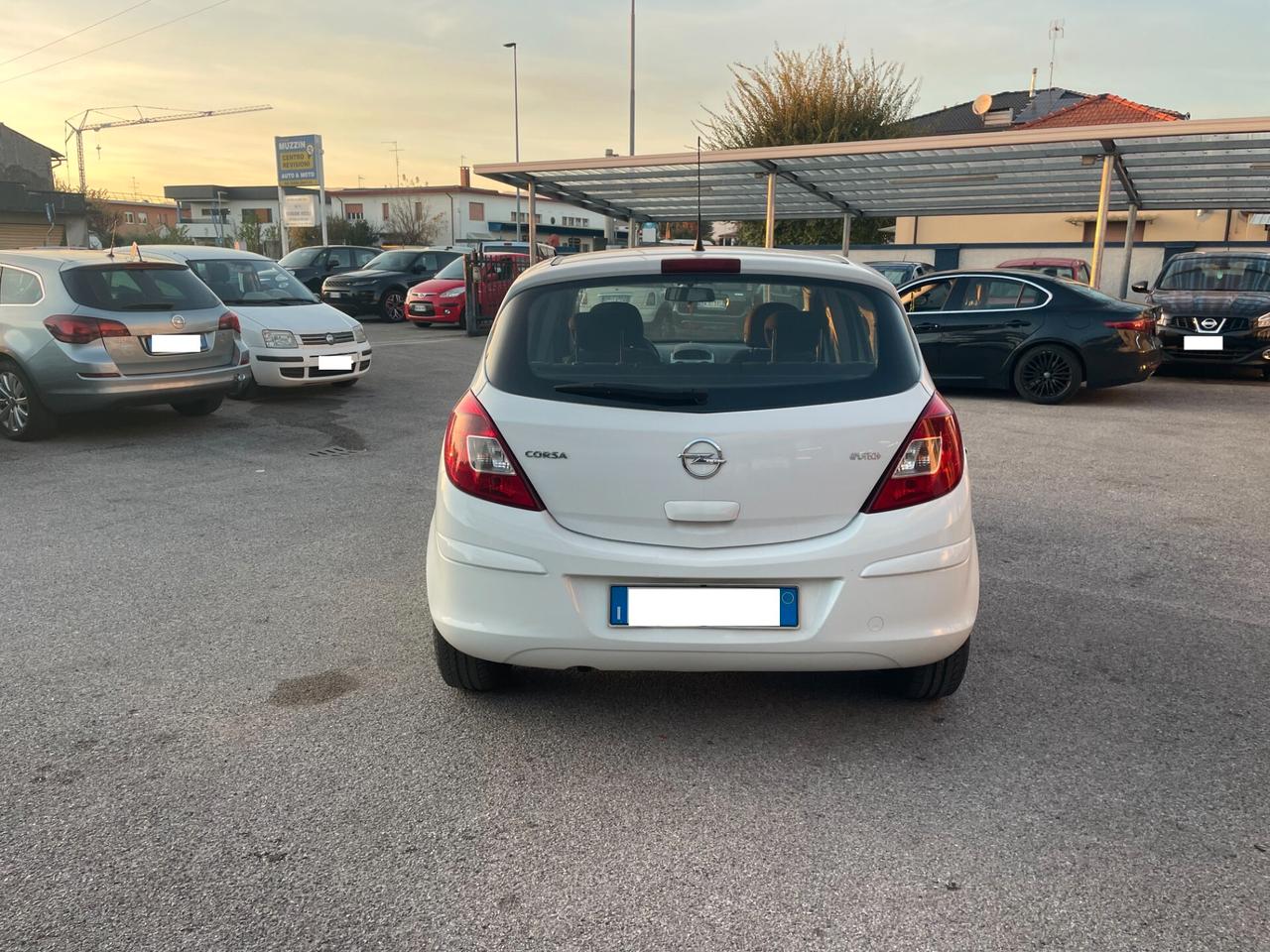 Opel Corsa 1.2 85CV 5 porte GPL