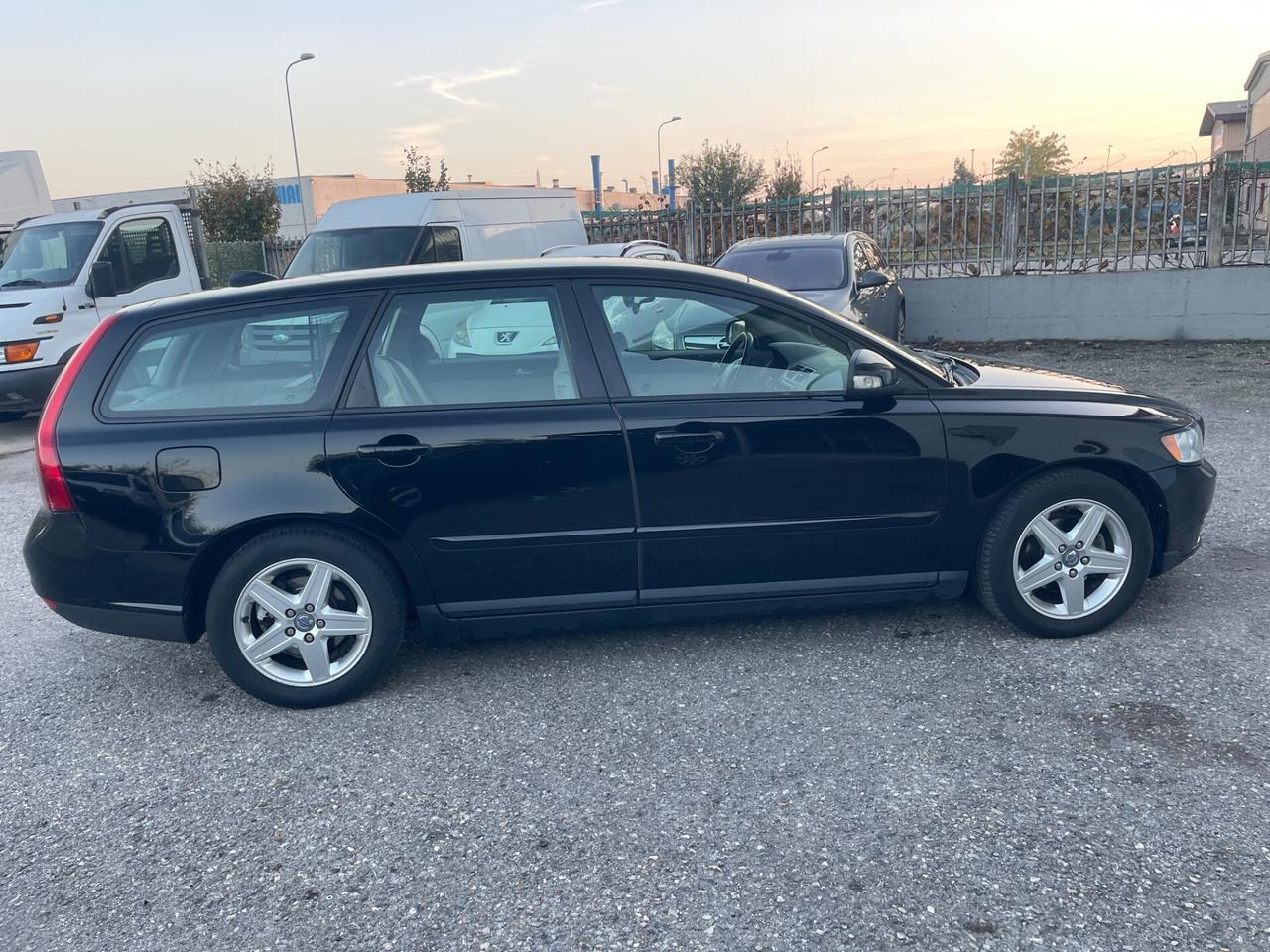 Volvo V50 D4 Geartronic R-design