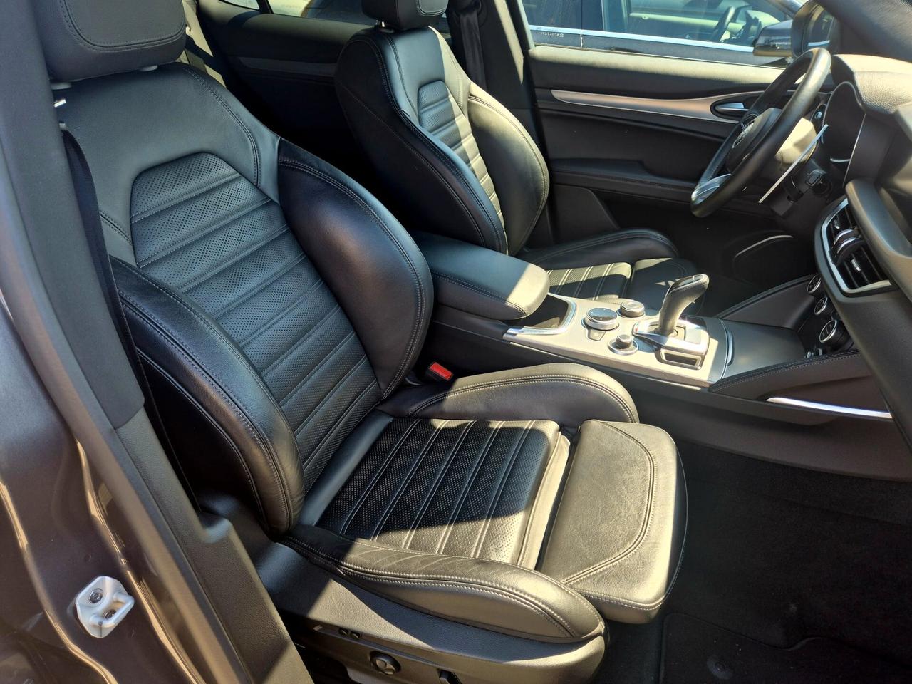 Alfa Romeo Stelvio 2.2 Turbodiesel 210 CV AT8 Q4 Veloce