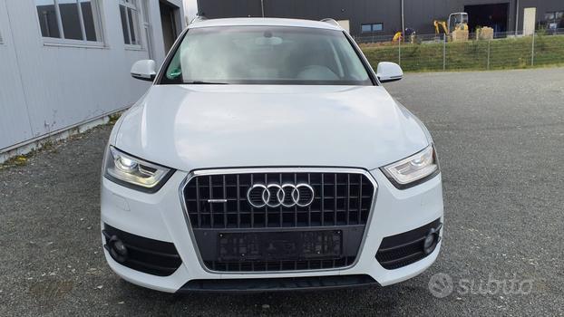 Audi Q3 SportLine Navi Xeno 2.0 TDI 150 cv.