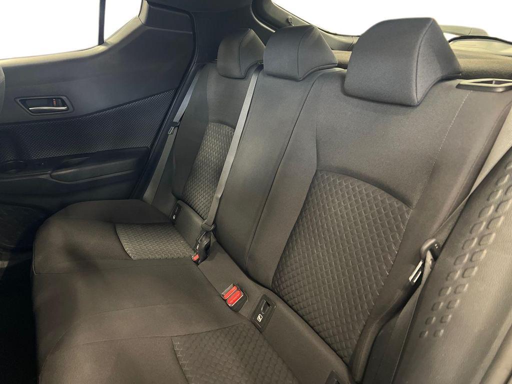 Toyota C-HR 1.8h Active e-cvt