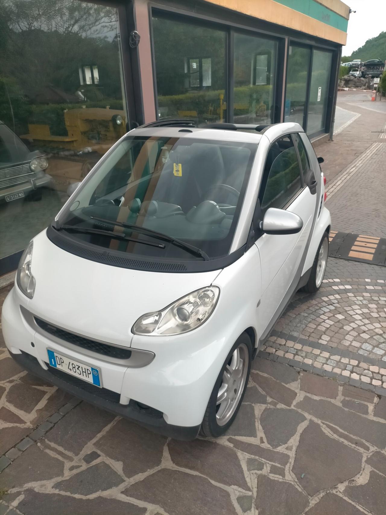 Smart ForTwo 1000 72 kW coupé BRABUS