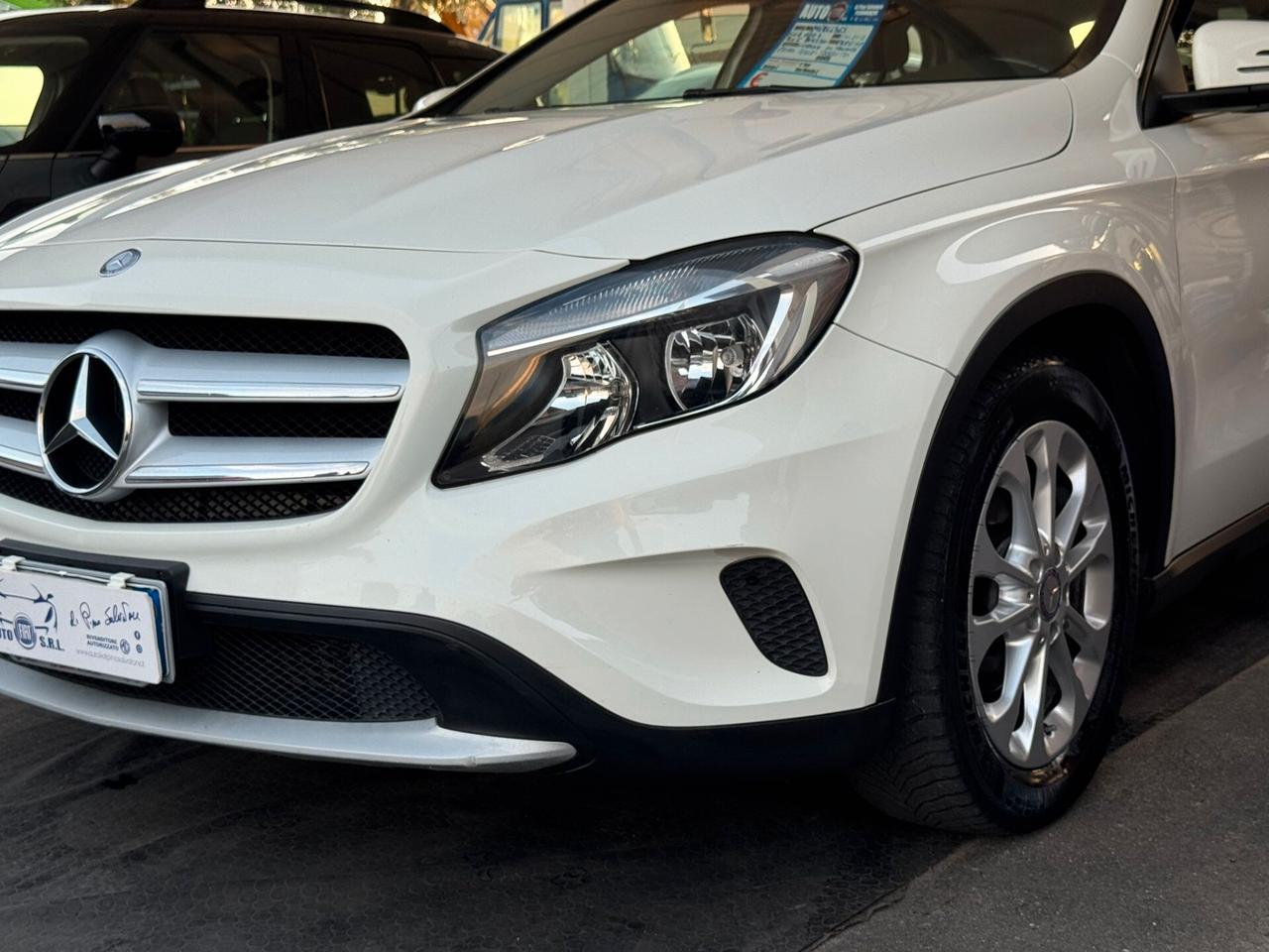 Mercedes-benz GLA 180 d Business