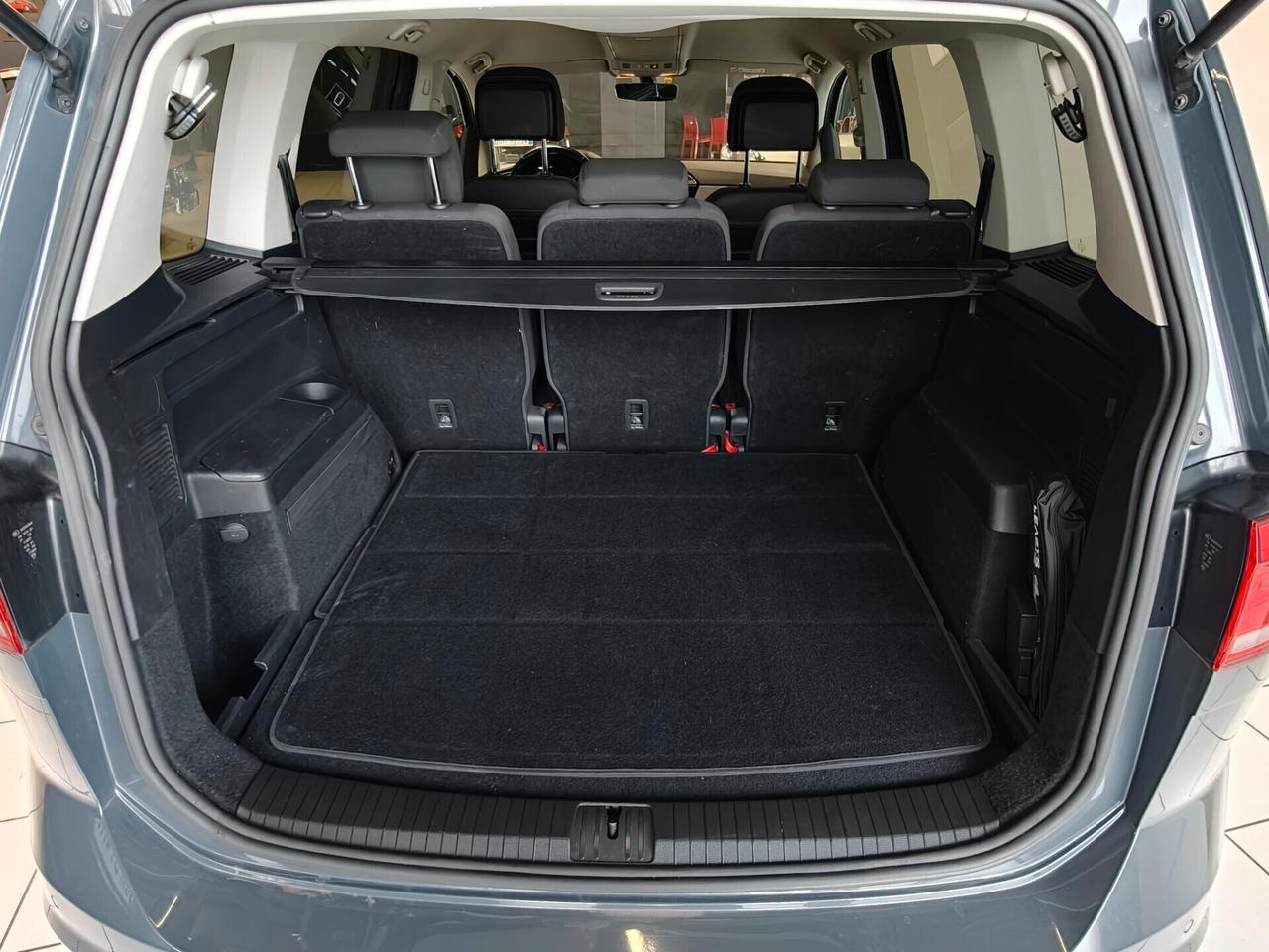 Volkswagen Touran 2.0 TDI 150 CV SCR DSG Executive BlueMotion Tech.