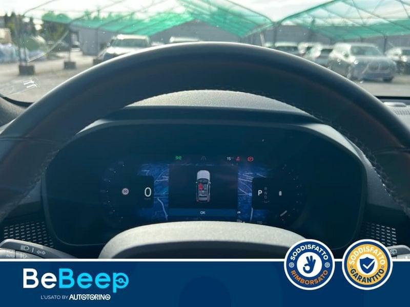 Volvo XC40 2.0 B3 PLUS DARK AUTO