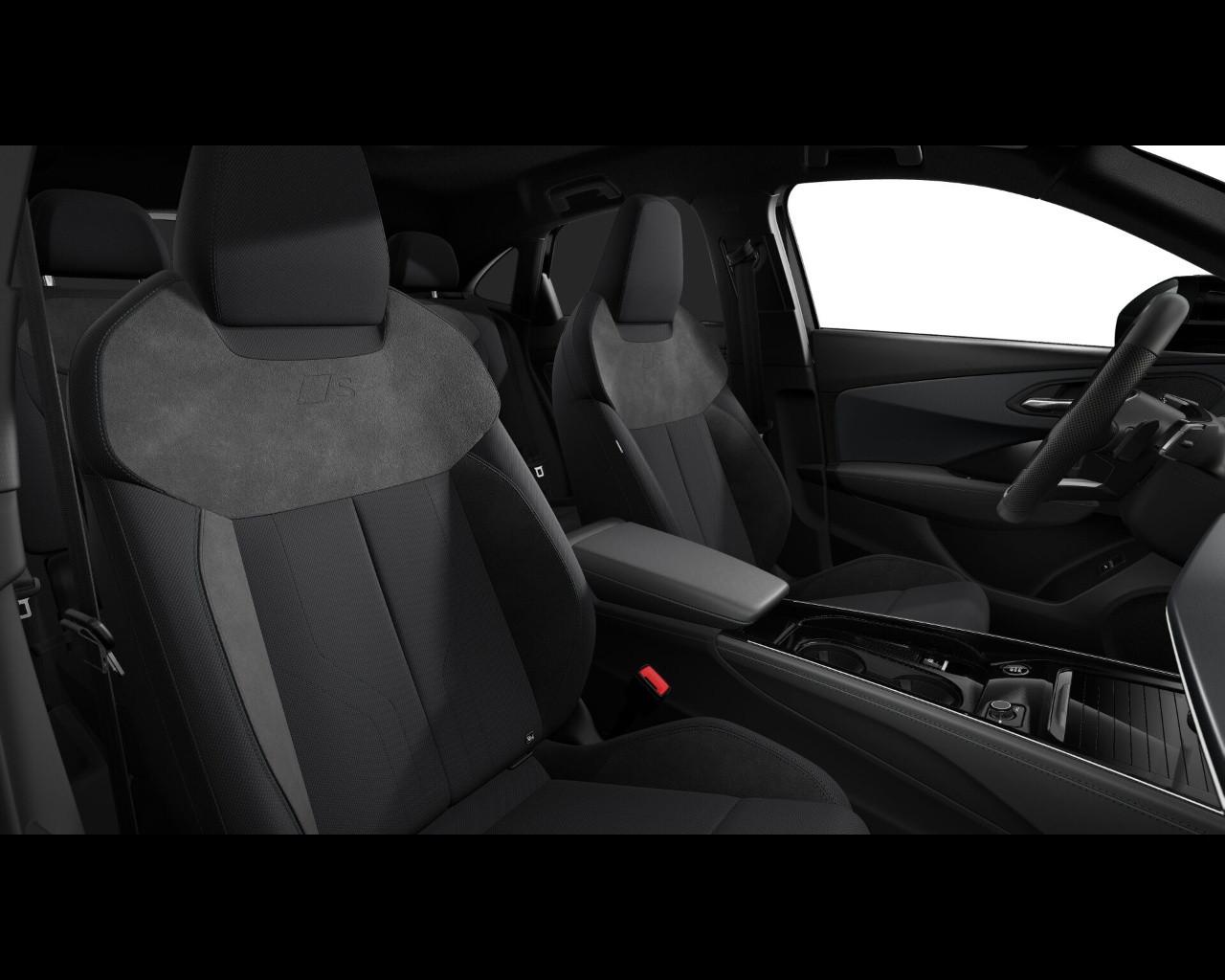 AUDI Audi Q3 Sportback Business TFSI quattro 150 kW S tronic