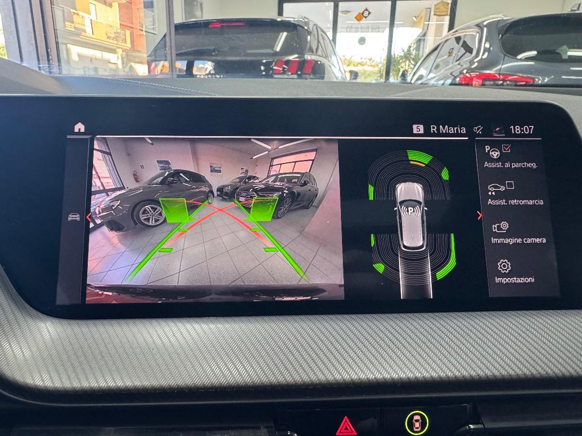 BMW Serie 1 116d M-SPORT TETTO/ LED/ LUCI AMBIENT/
