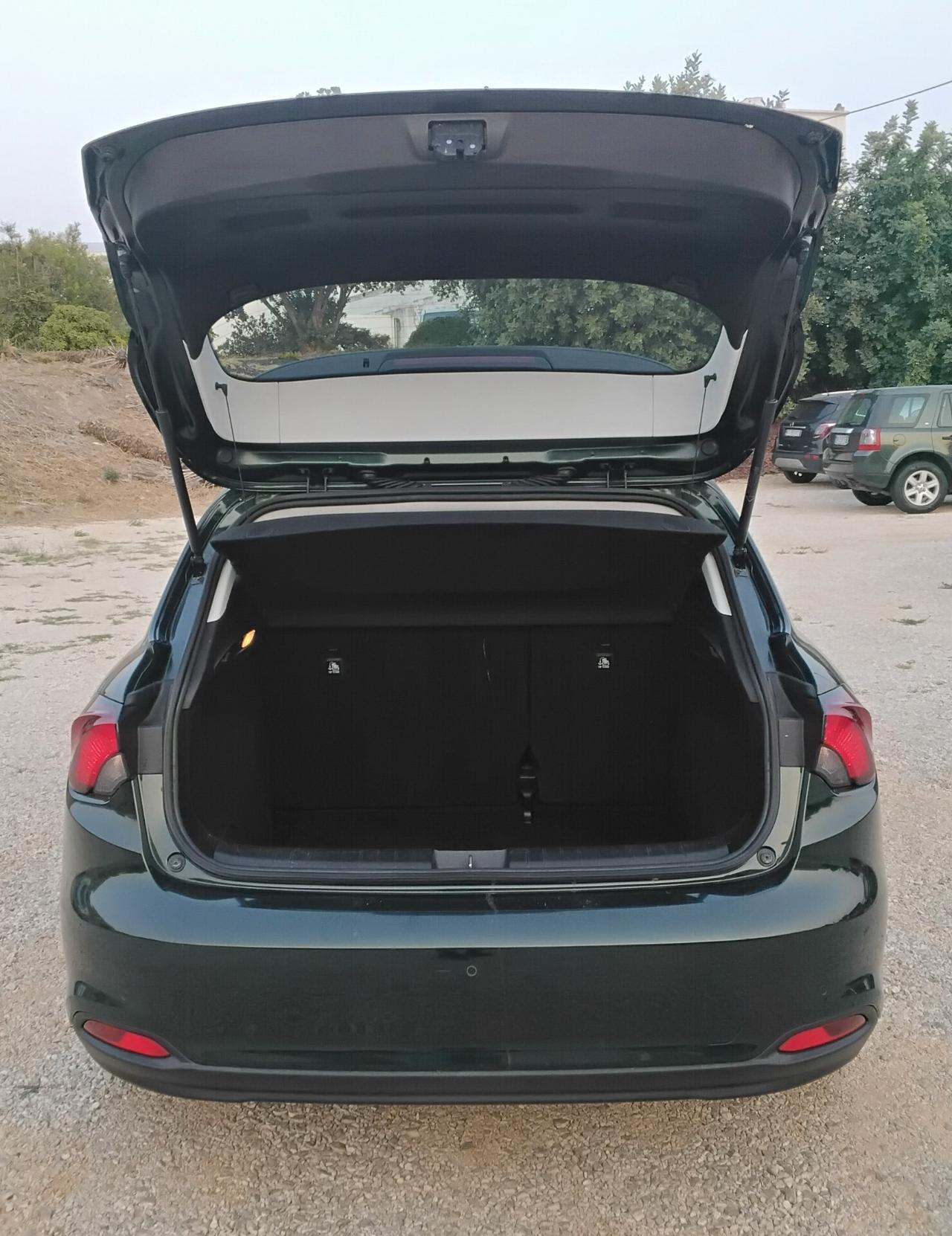 Fiat Tipo 1.6 Mjt S&S 5 porte Sport