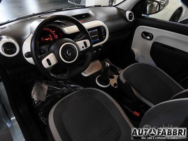 RENAULT - Twingo - SCe Duel2 MMI System Pdc Design