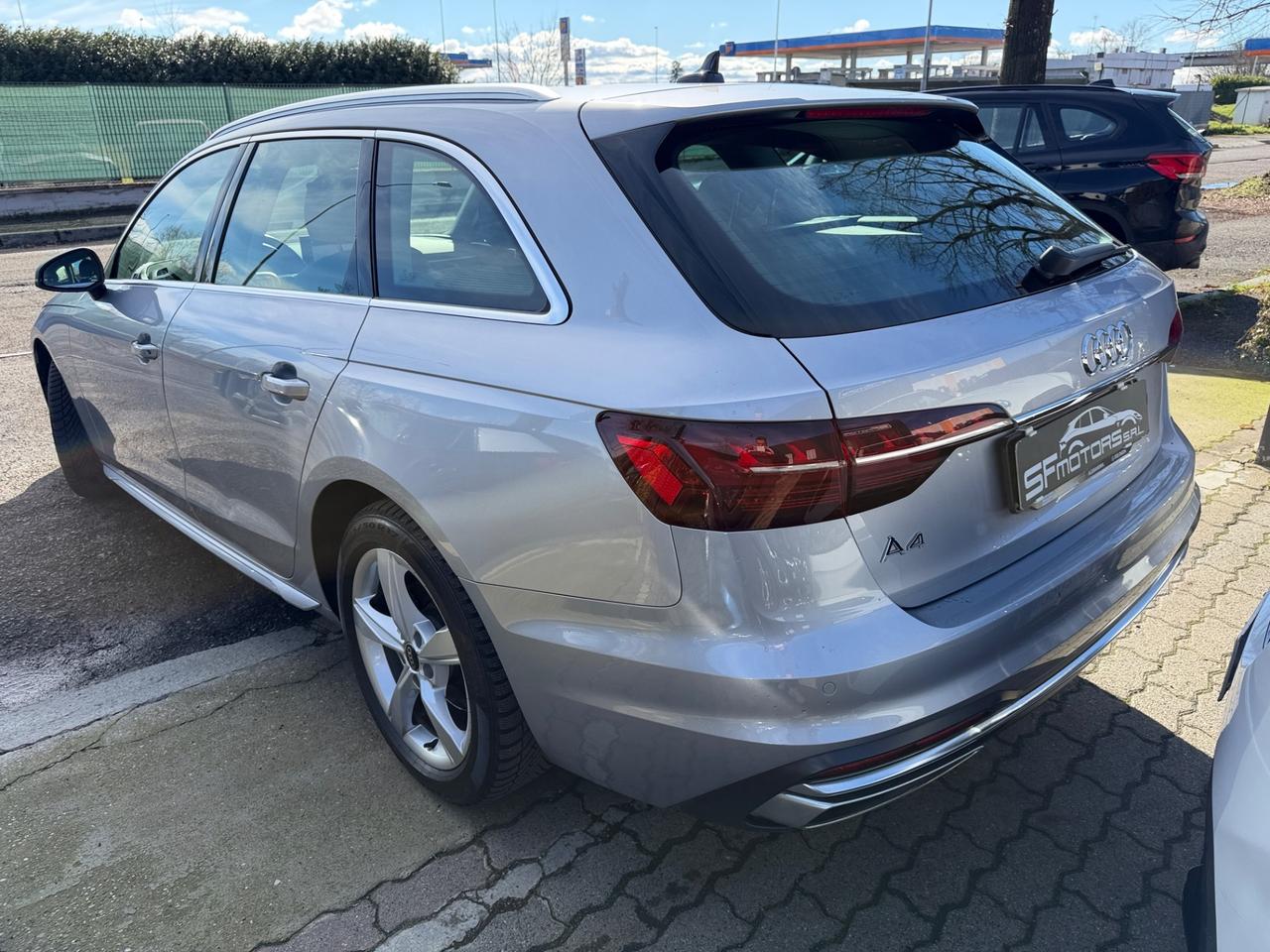 Audi A4 Avant 40 TDI S tronic line edition