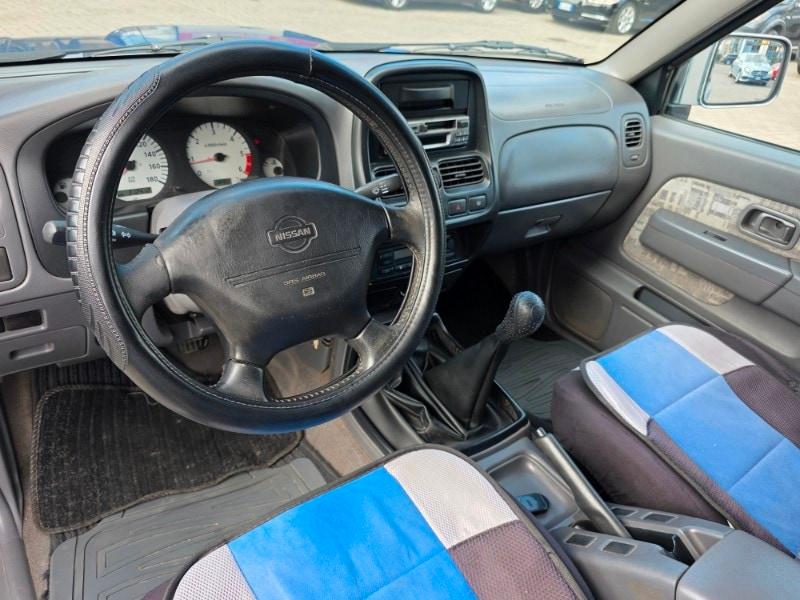 NISSAN Pick-up (2ª s.) Pick-up 2.5 TD 4 porte ...