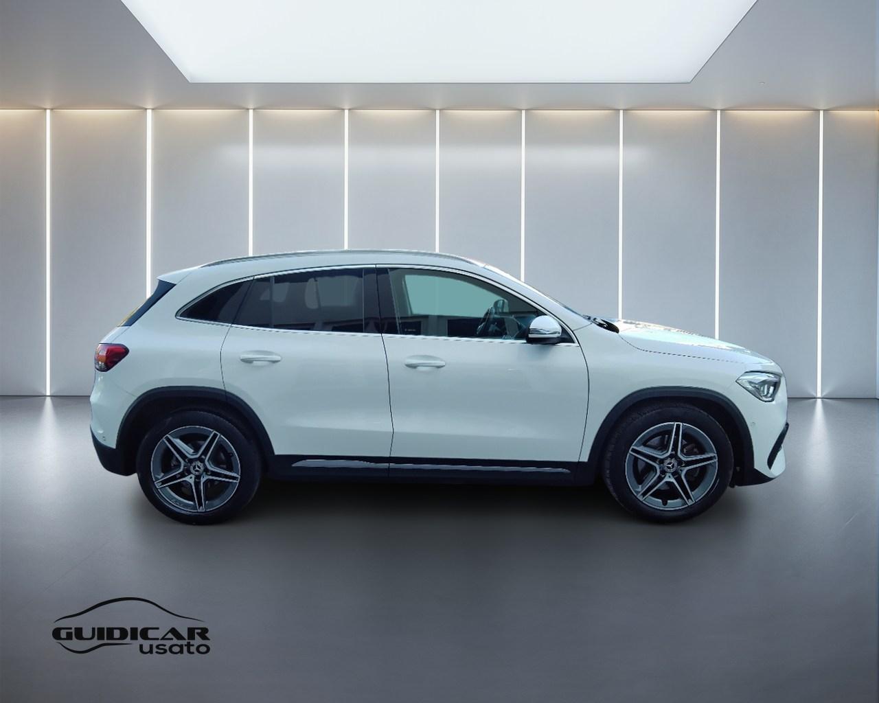 Mercedes-Benz GLA-H247 2020 - GLA 180 d Premium auto