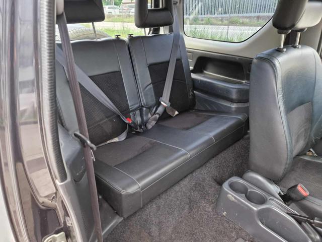 SUZUKI Jimny 1.3i 16V cat 4WD JLX Più