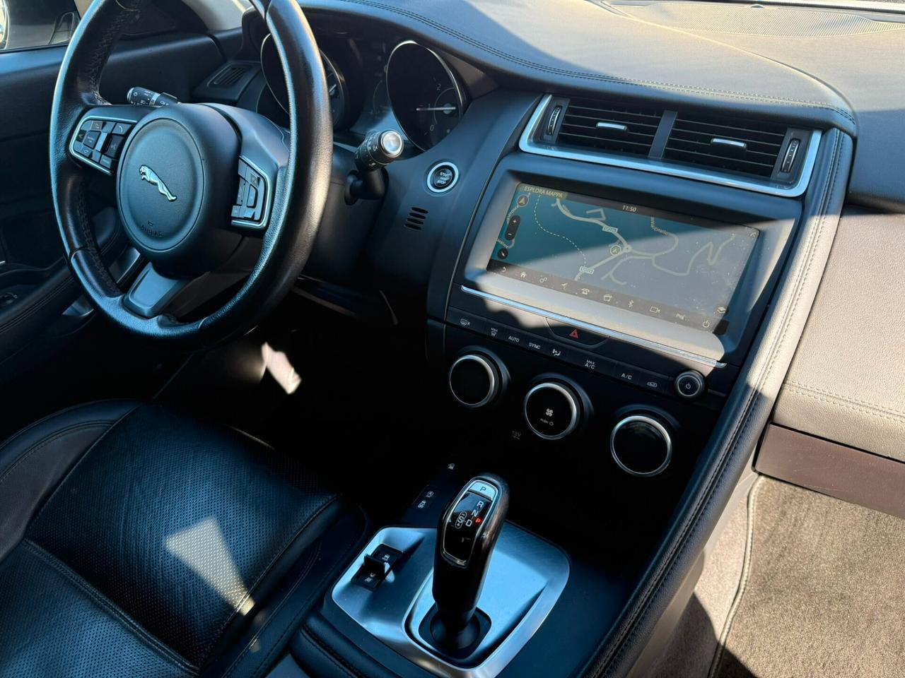 Jaguar E-Pace 2.0D 150 CV AWD aut. HSE