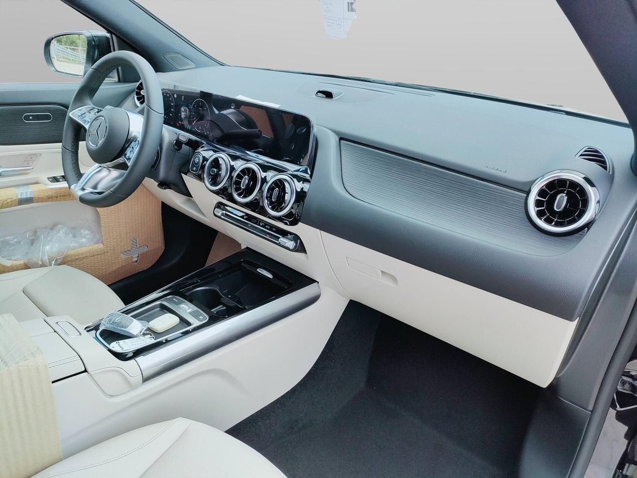 Mercedes-Benz GLA 180 d