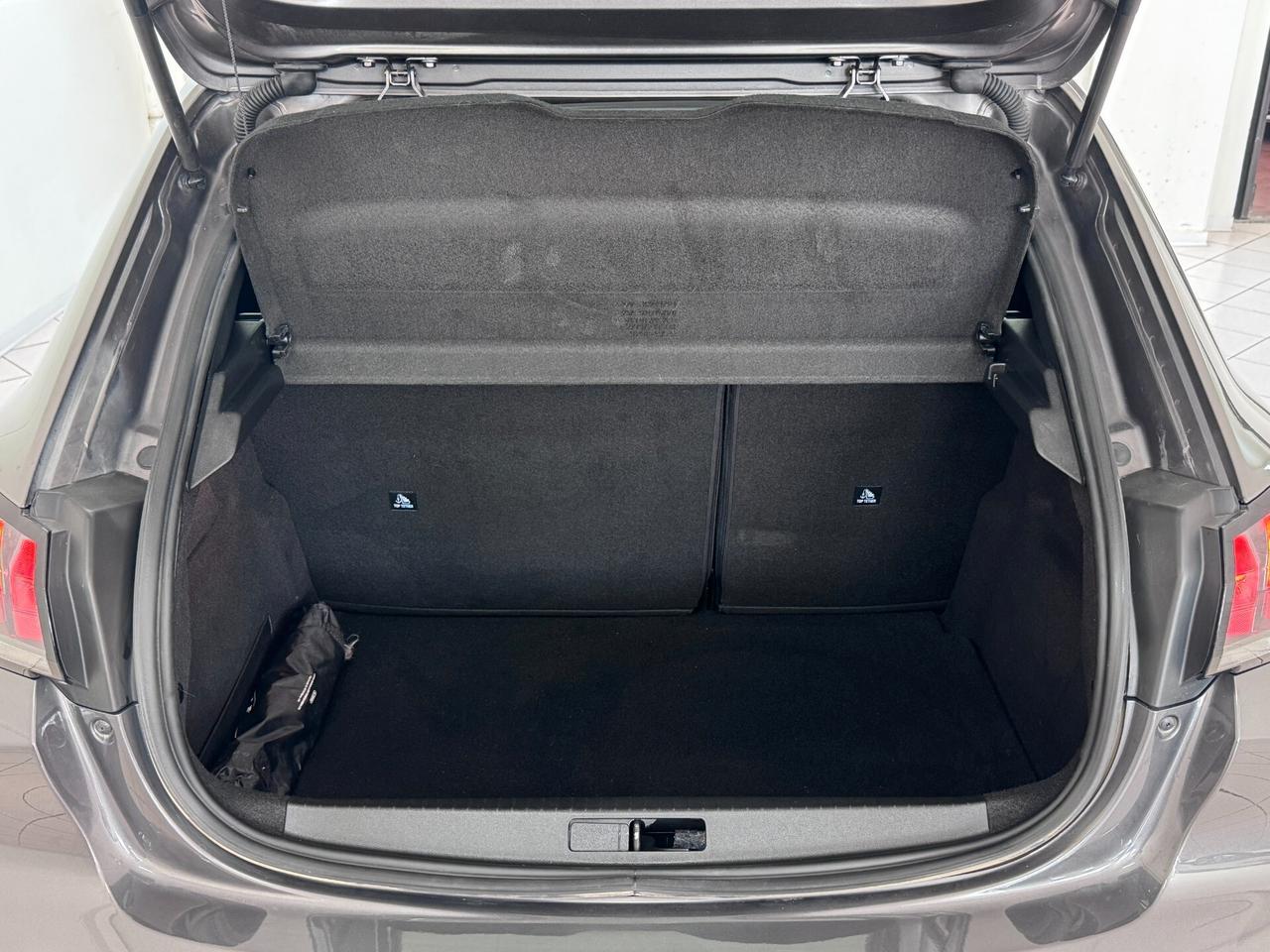 Peugeot 208 BlueHDi 100 S&S 5 porte Allure