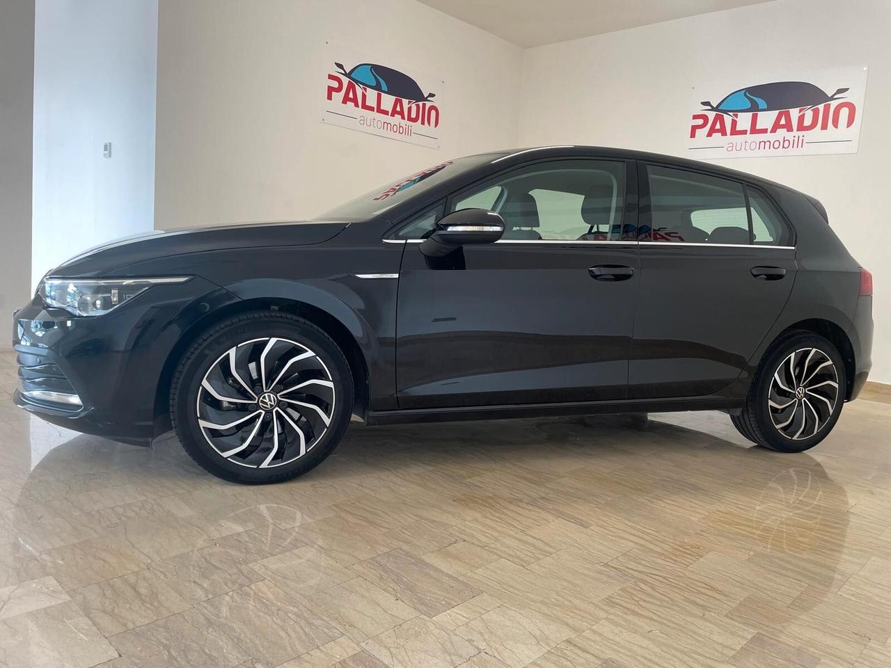Volkswagen Golf 1.5 eTSI 130 CV EVO ACT DSG Style