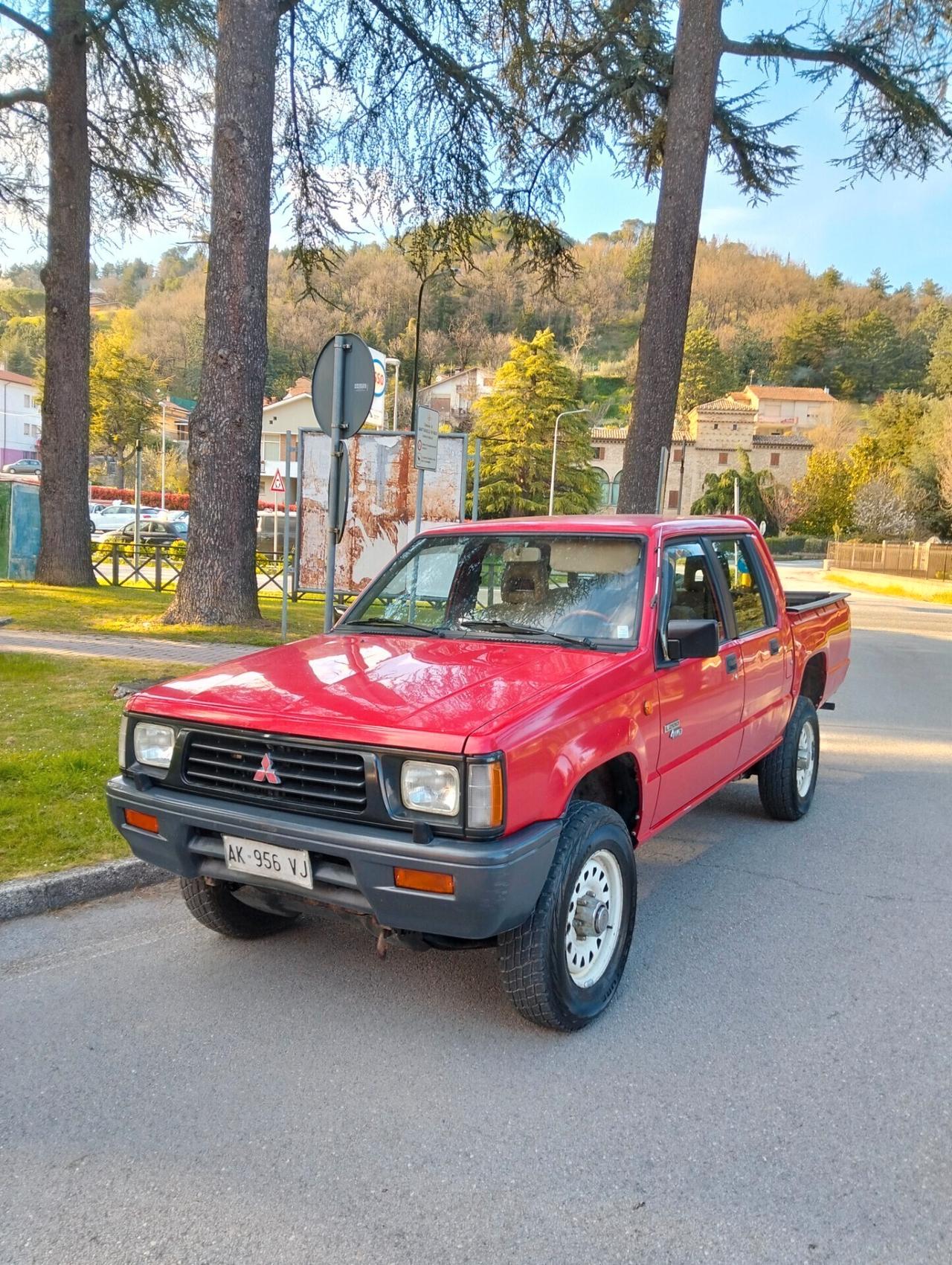 Mitsubishi L200 Uso promiscuo