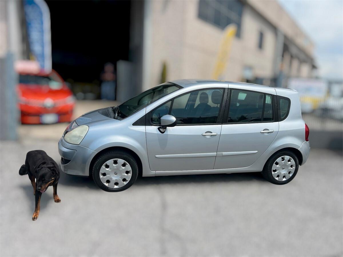 Renault Modus Grand 1.5 dCi 85CV Dynamique / X NEOPATENTATI