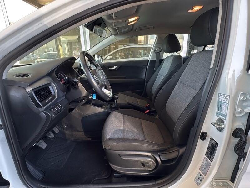 Kia Stonic Stonic 1.2 dpi Urban Techno&Design Pack 84cv