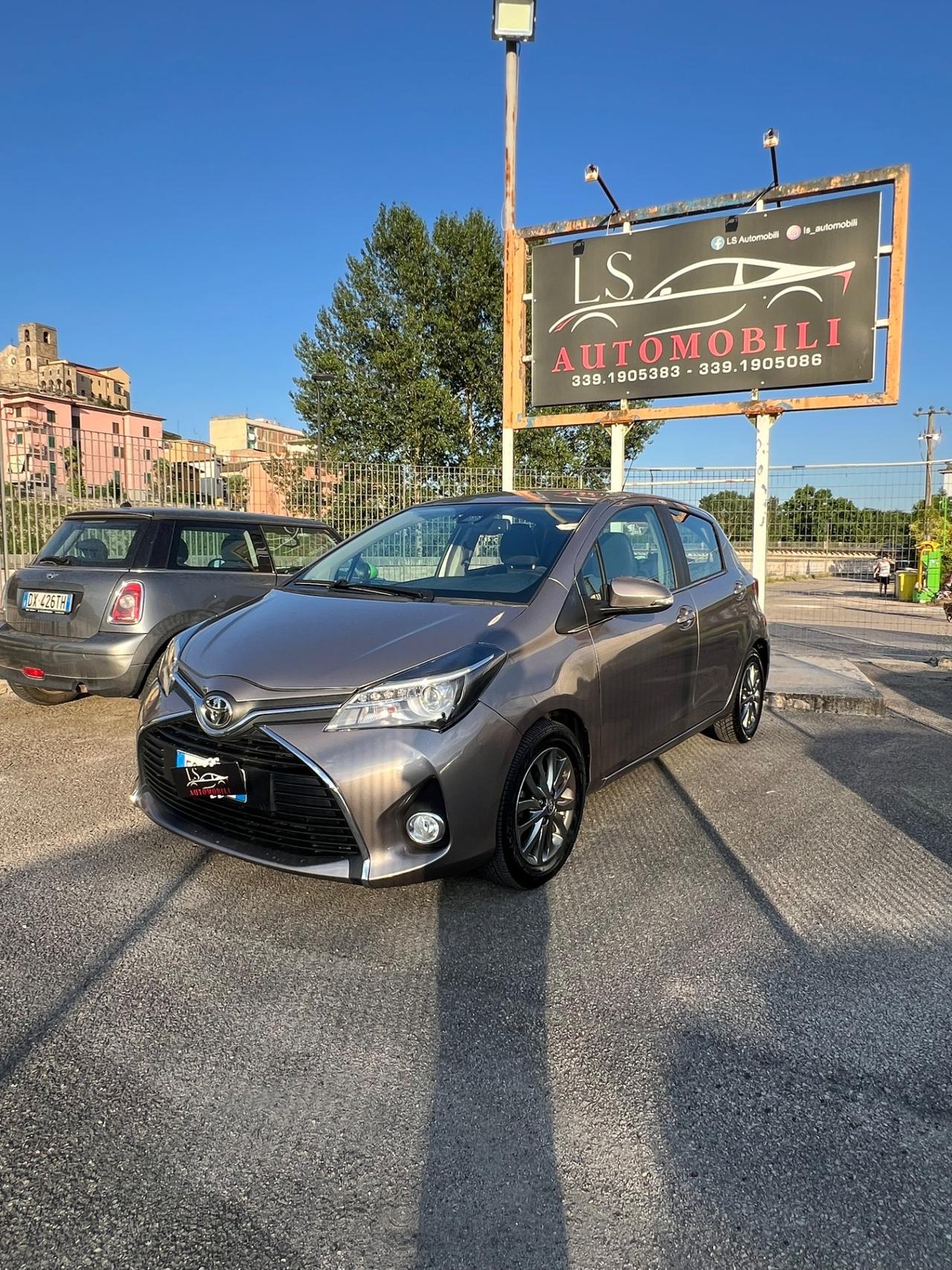 Toyota Yaris 1.0 5 porte Lounge