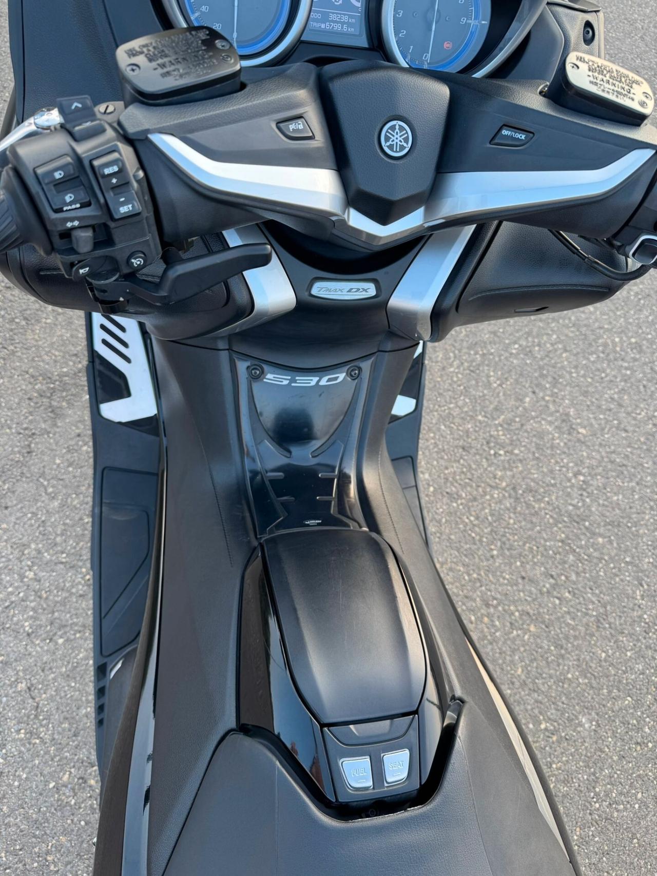 Yamaha TMAX 530 DX