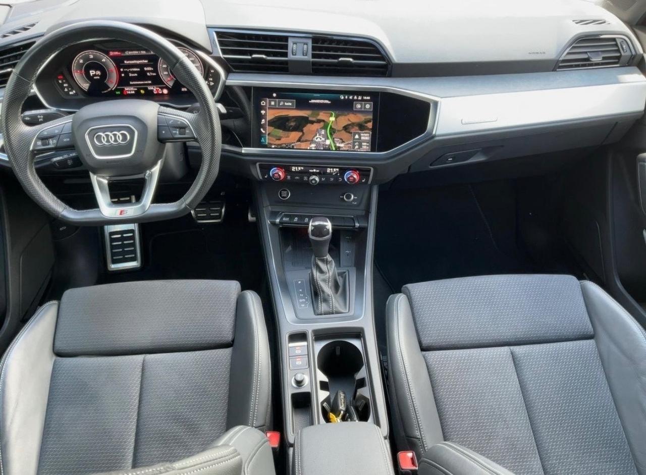 Audi Q3 35 TFSI S tronic S line edition 200cv Matrix Sonos