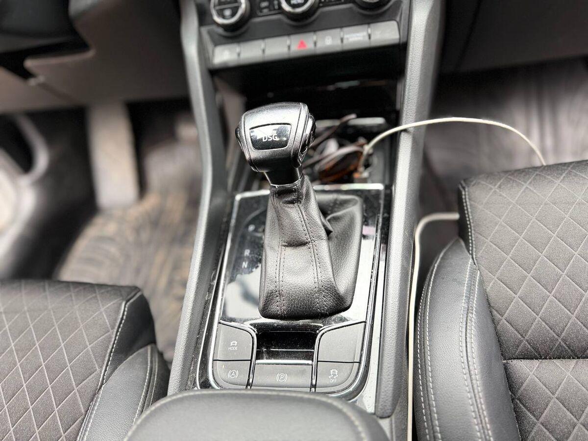 Skoda Karoq 1.6 tdi Style dsg