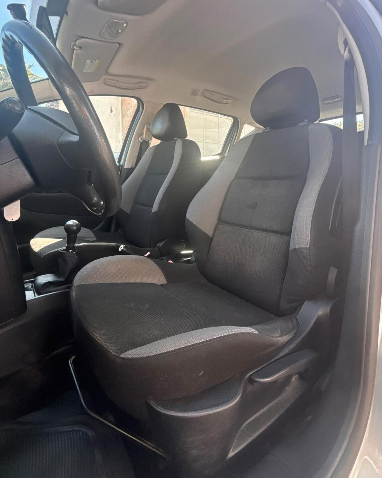Peugeot 207 1.6 HDi 90CV SW