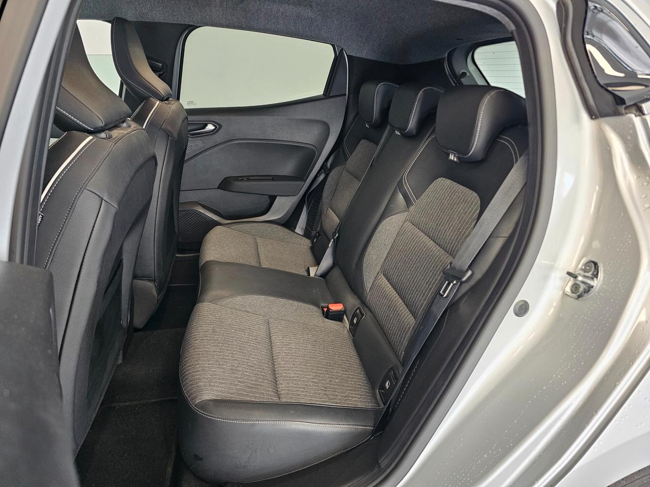 Renault Clio Full Hybrid E-Tech 145 CV 5 porte Techno