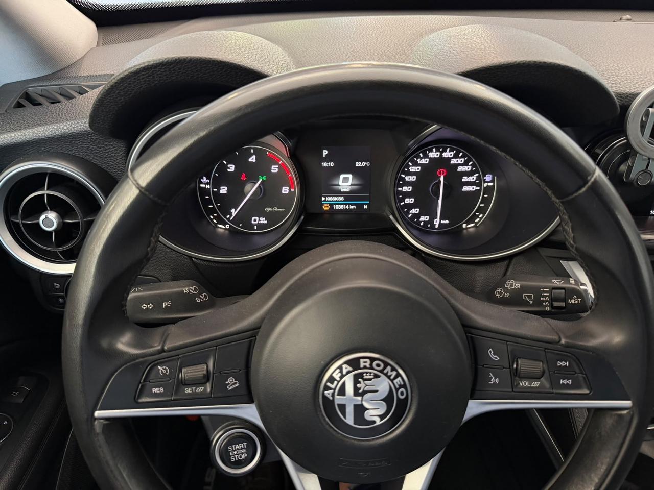 Alfa Romeo Stelvio 2.2 Turbodiesel 210 CV AT8 Q4 Executive