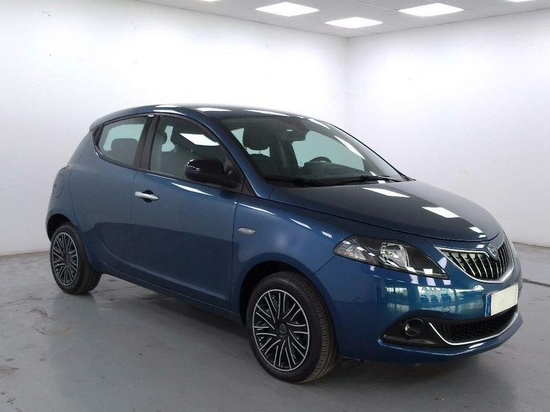 Lancia Ypsilon 1.0 firefly hybrid Gold s&s 70cv