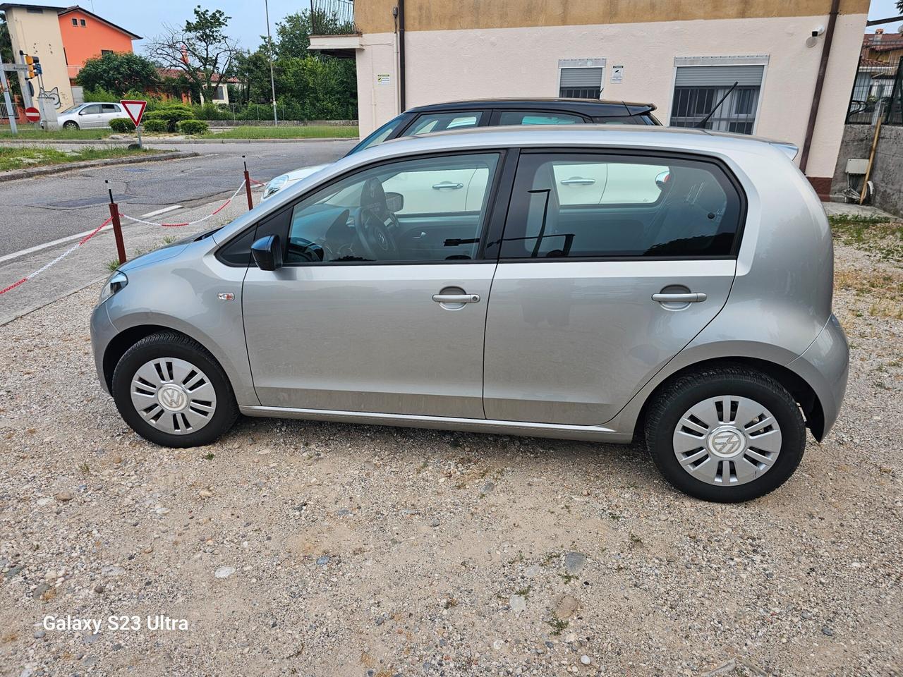 Volkswagen up! Move up