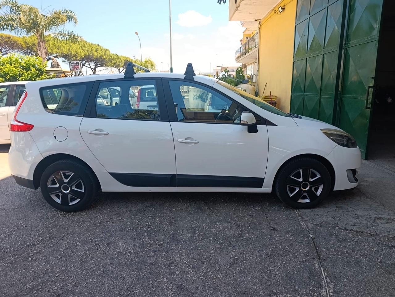 Renault Scenic 1.5 dCi Wave 2013