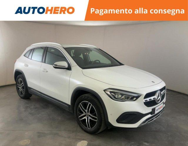 MERCEDES-BENZ GLA 200 d Automatic Sport