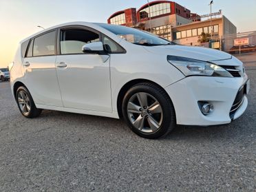 Toyota Verso 1.6 D-4D Style 7 Posti-TETTO-NAVIGATORE--