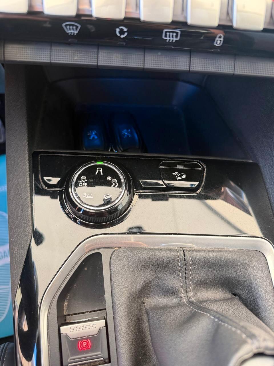 Peugeot 3008 2019 130 S&S Allure KIT 8MM