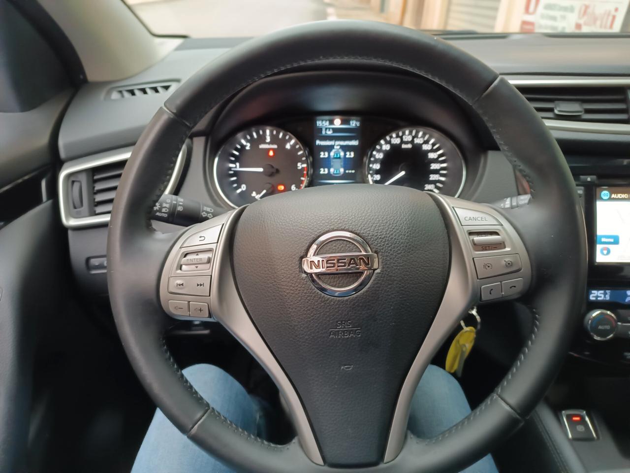 Nissan Qashqai 1.5 dCi TEKNA NAVI CAMERA FULL
