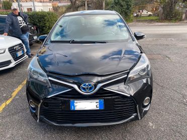 Toyota Yaris 1.5 Hybrid 5 porte Lounge